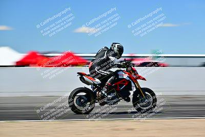 media/Mar-25-2024-Moto Forza (Mon) [[8d4319bd68]]/3-Intermediate Group/Session 4 (Front Straight Speed Pans)/